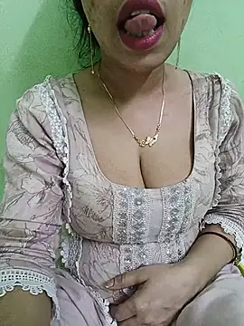 Haniya-143 online show from 07/20/26, 01:24