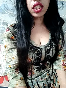 Haniya-143 online show from 06/28/26, 10:32