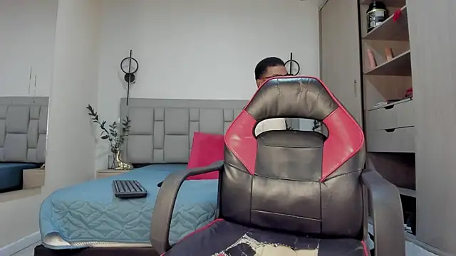 JEFFREY COTTOM online show from 11/22/25, 11:31