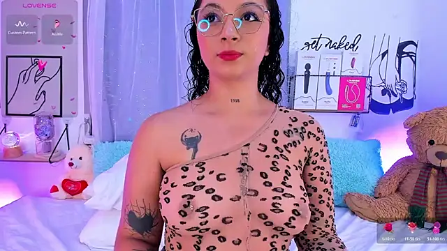 Snapshot of Mari_Sweett chatting on 02/03/26, 07:52 Mari Sweett online show from 02/03/26, 07:52