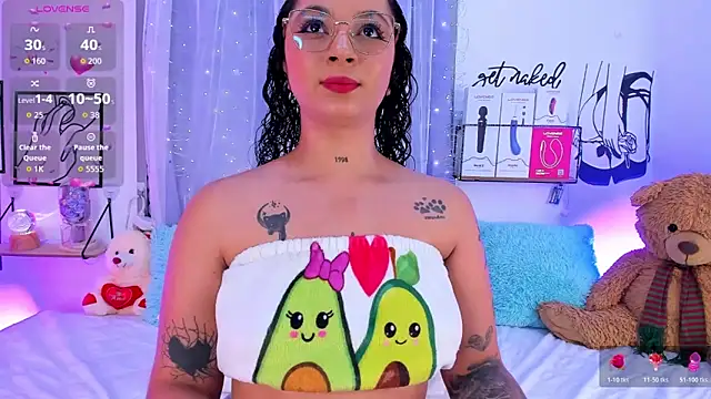 Snapshot of Mari_Sweett chatting on 02/04/26, 07:42 Mari Sweett online show from 02/04/26, 07:42