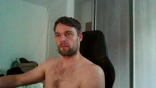 Snapshot of The_big_viking_ chatting on 06/16/26, 12:16 The big viking online show from 06/16/26, 12:16