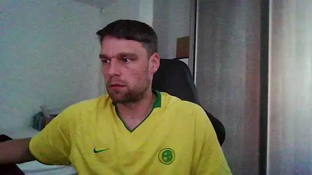Snapshot of The_big_viking_ chatting on 06/26/26, 01:28 The big viking online show from 06/26/26, 01:28
