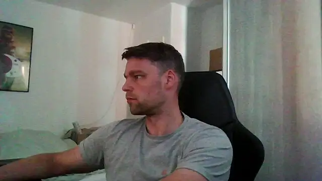 Snapshot of The_big_viking_ chatting on 06/21/26, 12:22 The big viking online show from 06/21/26, 12:22