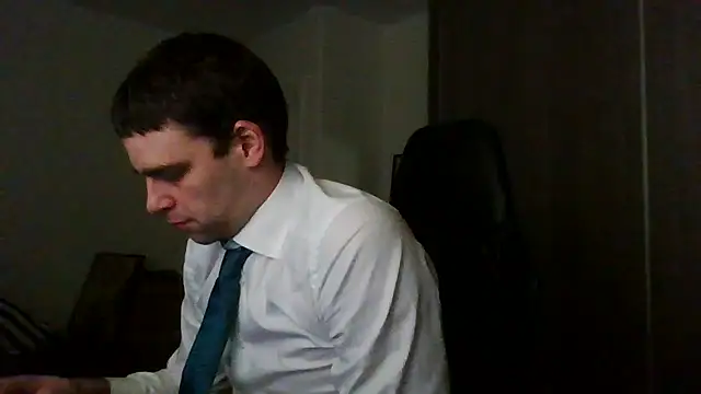 Snapshot of The_big_viking_ chatting on 01/01/25, 02:41 The big viking online show from 01/01/25, 02:41