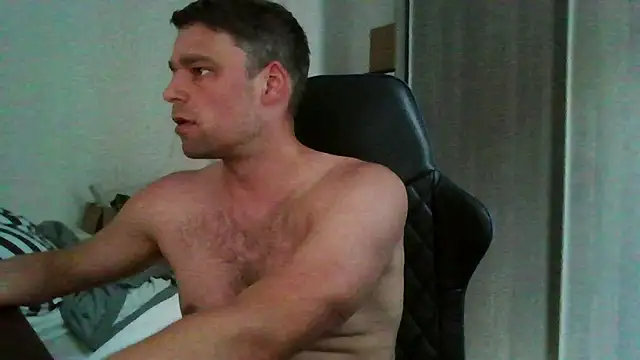 Snapshot of The_big_viking_ chatting on 07/03/26, 01:06 The big viking online show from 07/03/26, 01:06