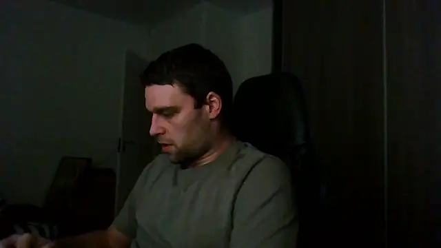 Snapshot of The_big_viking_ chatting on 12/26/24, 07:38 The big viking online show from 12/26/24, 07:38