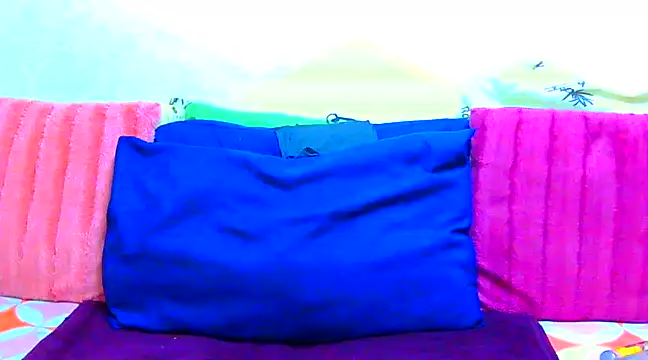 TattoedGoddessxx online show from 03/08/25, 09:29