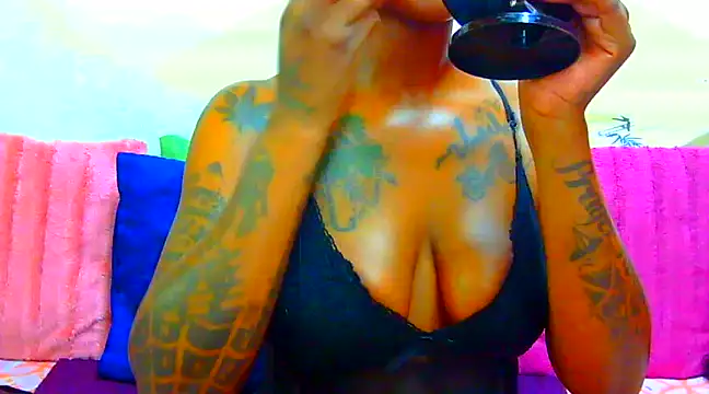 TattoedGoddessxx online show from 03/16/25, 08:32