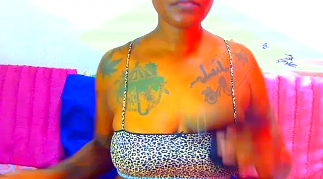 TattoedGoddessxx online show from 02/26/25, 12:49