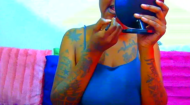 TattoedGoddessxx online show from 02/25/25, 11:10