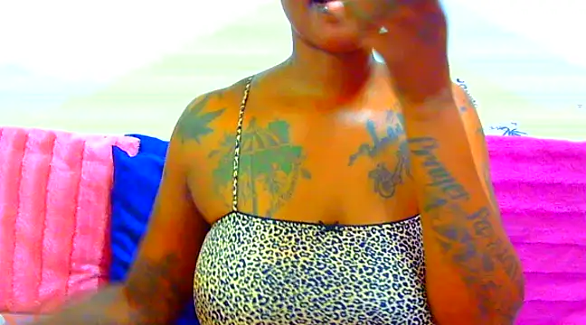 TattoedGoddessxx online show from 02/27/25, 05:47