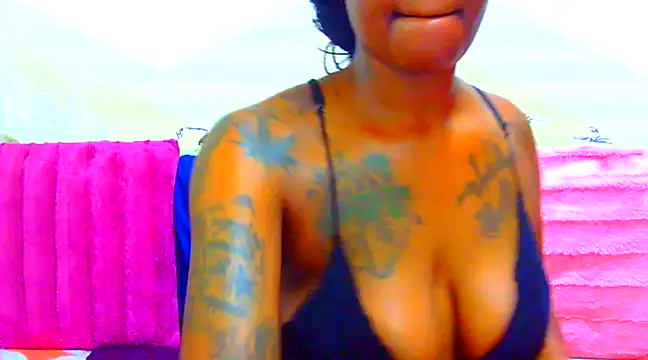 TattoedGoddessxx online show from 02/06/25, 10:53