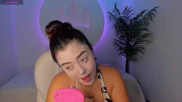 Ariana Pierce online show from 10/30/25, 12:36