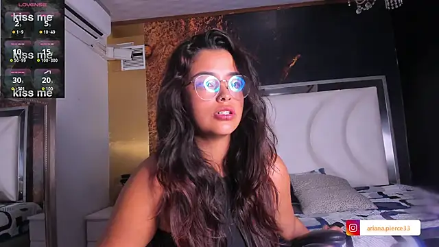 Ariana Pierce online show from 03/20/25, 07:14