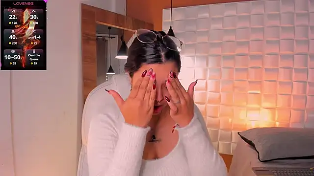 Ariana Pierce online show from 12/02/25, 01:24