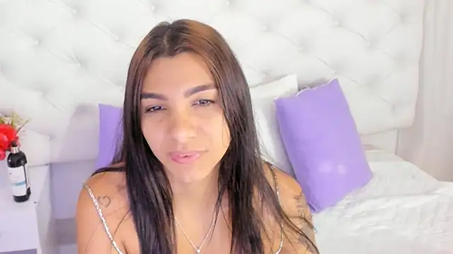 anchela-garcia1 online show from 11/28/25, 02:28