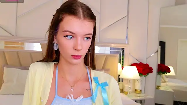 MeganMour online show from 10/11/25, 05:03