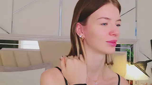 MeganMour online show from 10/27/25, 05:14