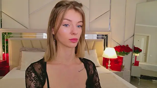 MeganMour online show from 01/11/26, 05:09