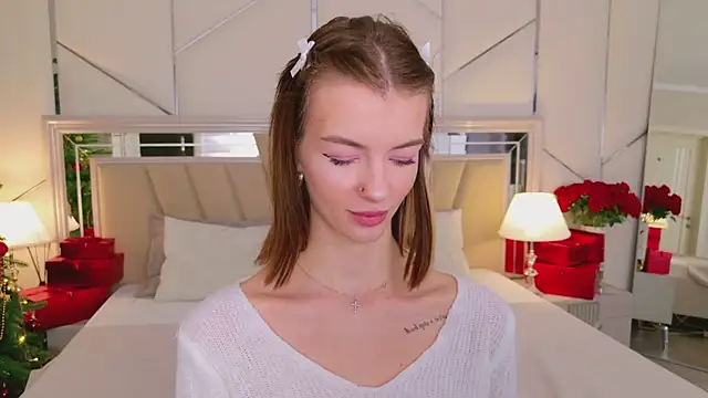 MeganMour online show from 12/04/25, 05:01