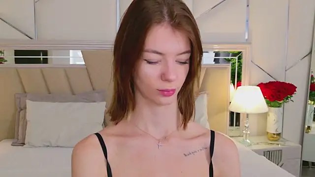 MeganMour online show from 11/23/25, 05:12