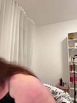 Engel mia online show from 03/27/26, 10:43