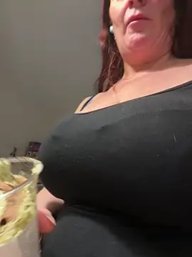 Engel mia online show from 02/03/26, 10:04