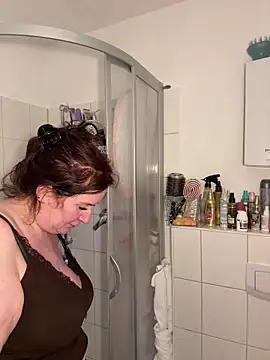 Engel mia online show from 02/24/26, 02:07