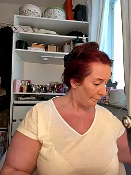 Engel mia online show from 10/06/25, 01:12