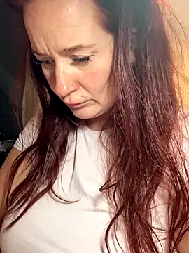 Engel mia online show from 09/13/25, 06:24