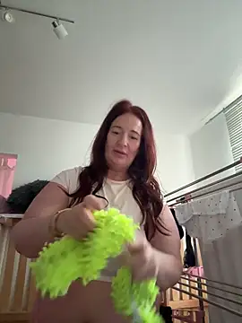 Engel mia online show from 12/21/25, 09:00