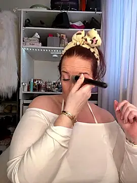 Engel mia online show from 01/14/26, 10:41