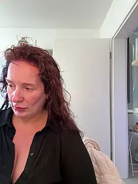 Engel mia online show from 05/08/26, 01:37