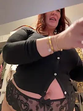 Engel mia online show from 12/23/25, 08:02