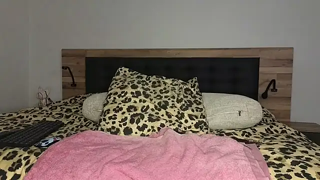 vera jim online show from 11/18/25, 07:44