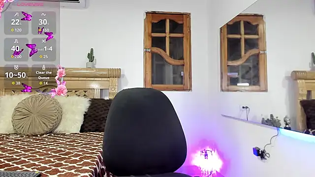 oriana faddila online show from 05/17/26, 02:55