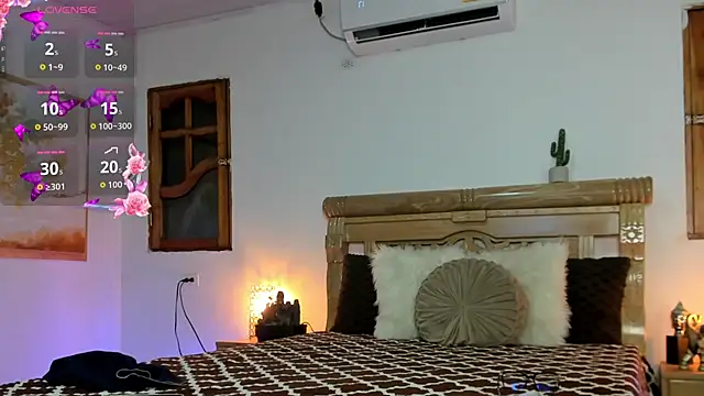 oriana faddila online show from 07/11/26, 02:45