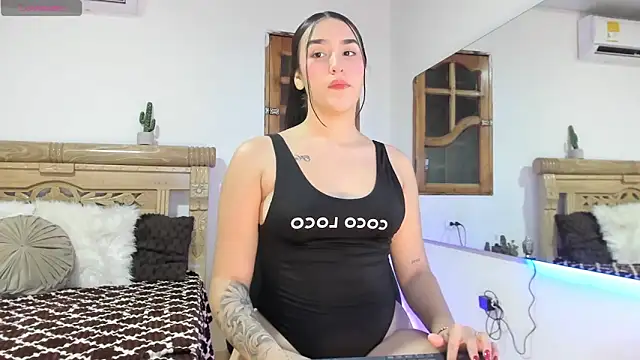 oriana faddila online show from 04/16/26, 03:51
