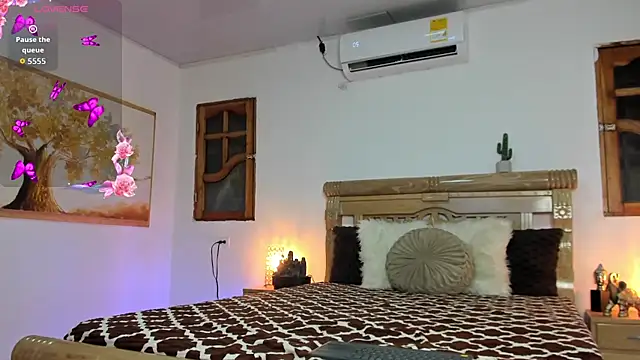 oriana faddila online show from 07/02/26, 03:18