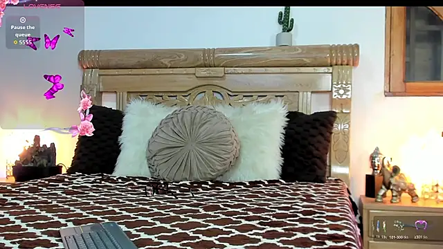 oriana faddila online show from 07/16/26, 03:47
