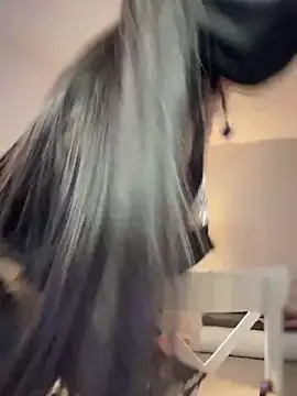 Snapshot of reema6969 chatting on 02/20/25, 11:21 reema6969 online show from 02/20/25, 11:21