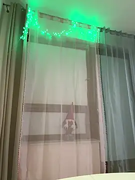 Snapshot of reema6969 chatting on 02/27/25, 04:21 reema6969 online show from 02/27/25, 04:21