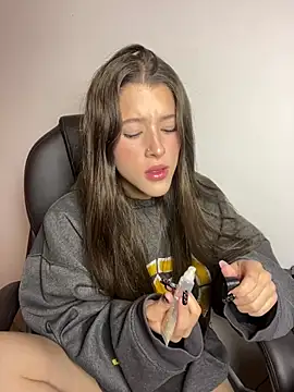 ally sunn  online show from 02/27/25, 06:35