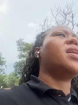 AmanteAmante online show from 02/05/25, 03:52