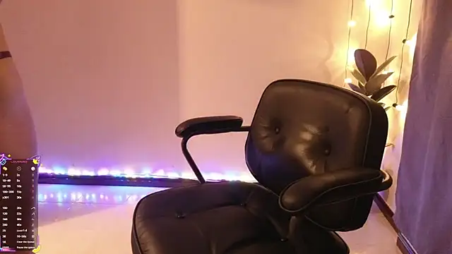 Lia madame online show from 12/02/25, 02:34