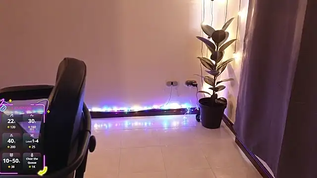 Lia madame online show from 12/05/25, 01:10