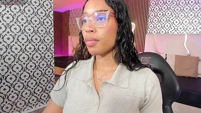 Snapshot of penelope_tay1 chatting on 02/04/26, 03:12 penelope tay1 online show from 02/04/26, 03:12