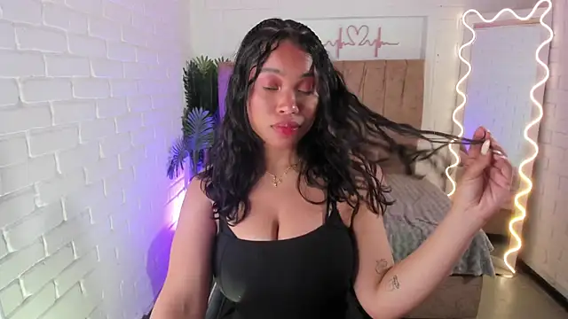 penelope tay1 online show from 10/31/25, 03:58