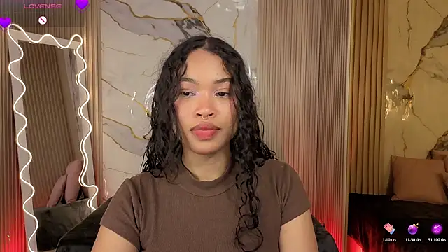 Snapshot of penelope_tay1 chatting on 04/06/26, 03:24 penelope tay1 online show from 04/06/26, 03:24